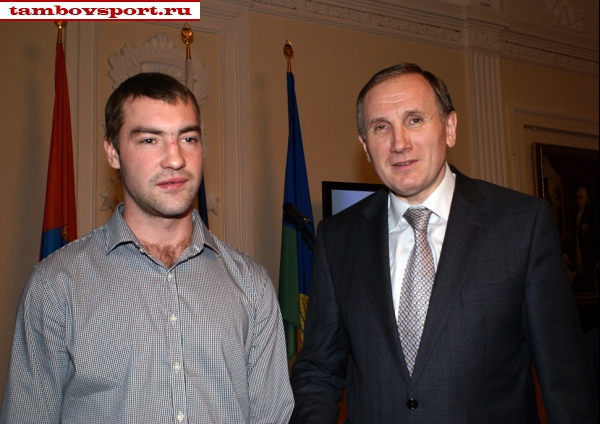 Разное. Награждение лучших спортсменов области 2009 года. Никита Крючков и Пётр Черноиванов (фото Иван Стрелов
