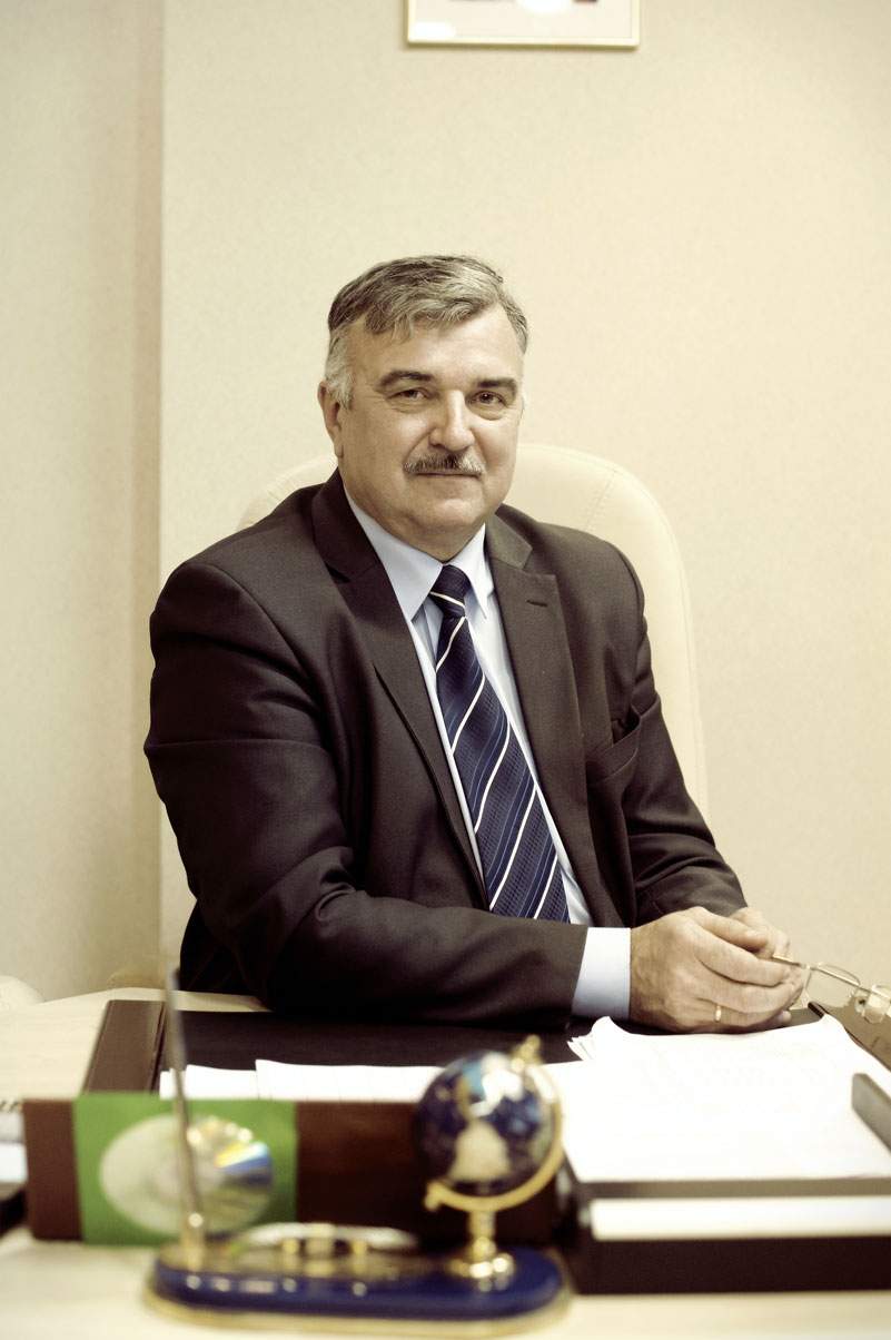 Белоусов